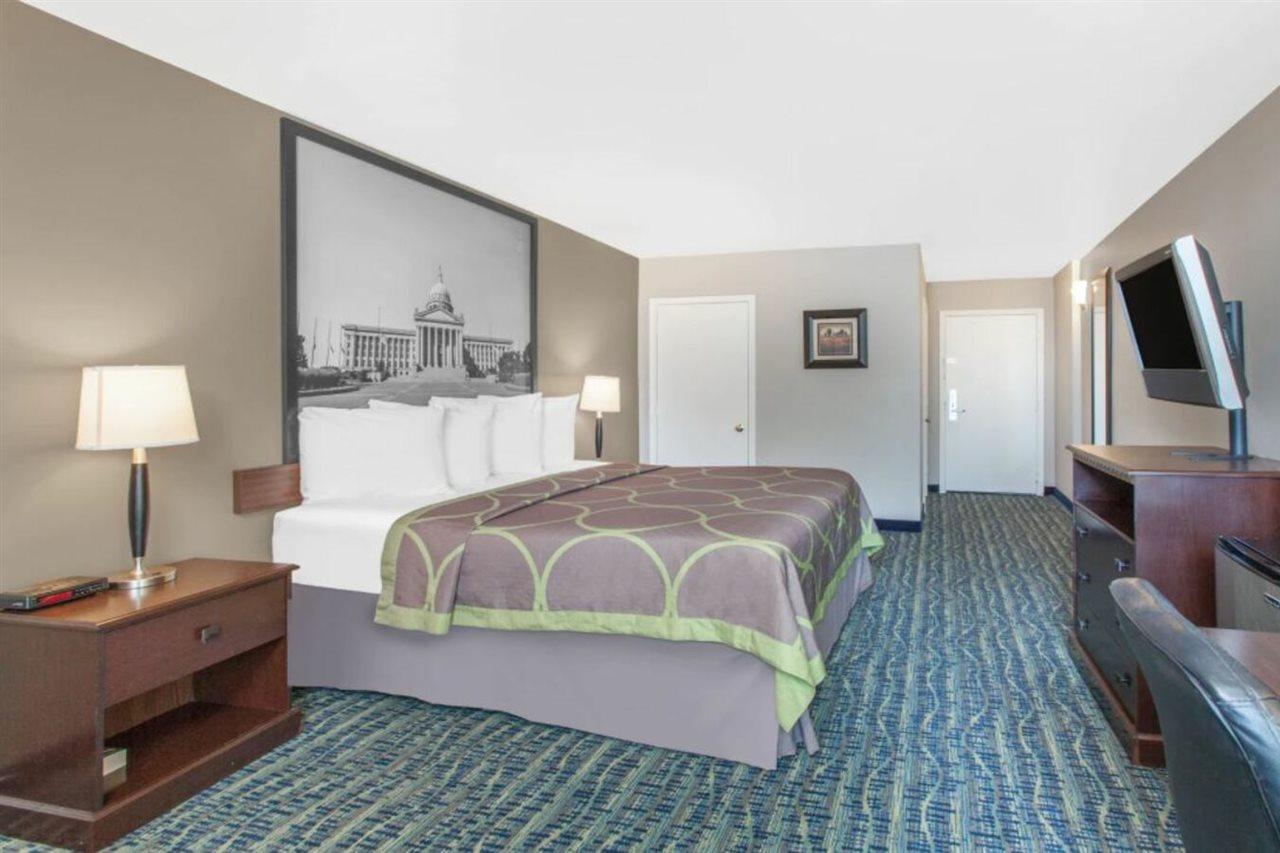 Super 8 By Wyndham Oklahoma City Exterior foto