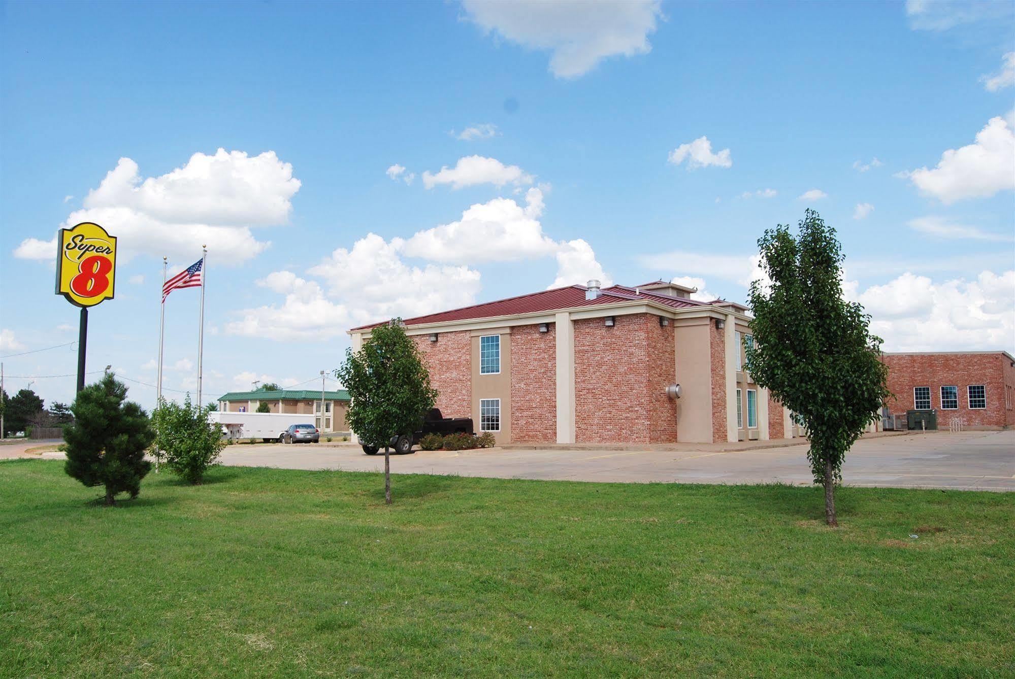 Super 8 By Wyndham Oklahoma City Exterior foto